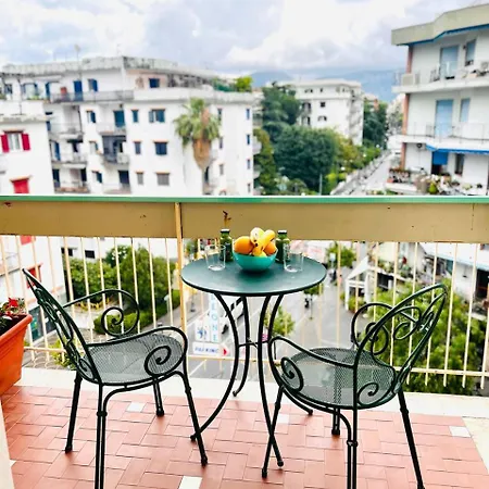 ベッド・アンド・ブレックファスト Azzurrissima Home-b&b Centro
