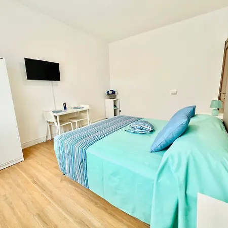 فندق مبيت وإفطار Azzurrissima Home-b&b Centro سورينتو