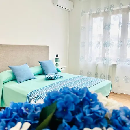 فندق مبيت وإفطار Azzurrissima Home-b&b Centro 4*